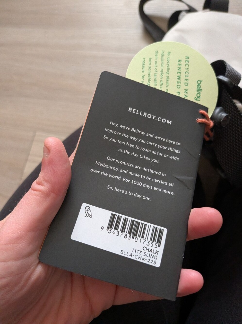 NWT Bellroy Lite Sling - Picture 4 of 10
